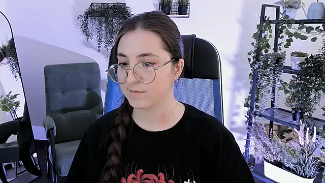 VirtuallVoyantn Live XXX chat