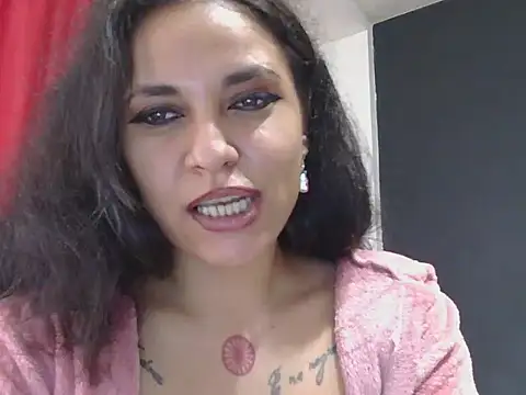 HotJanettan Live XXX chat