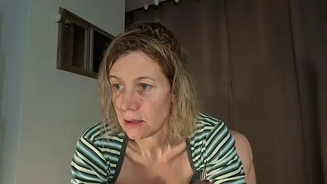 Lola_Belgium – Live XXX-chat