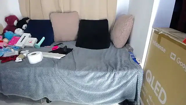 Chatroom XXX en direct de lessliee22_