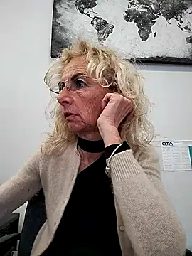 clarabell4's Live XXX Chat