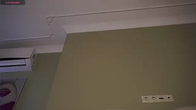 Chatroom XXX en direct de SulemaNeugin