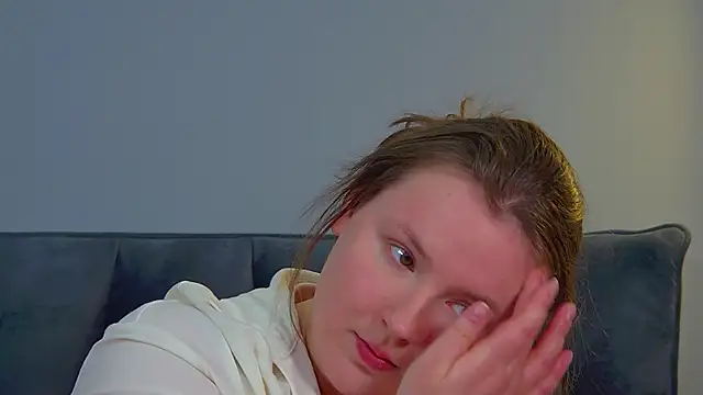 MelodyMoores Adlı Modelin Canlı XXX Sohbeti