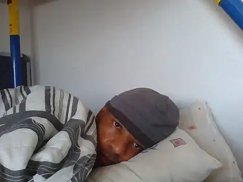 lavelle26 Adlı Modelin Canlı XXX Sohbeti