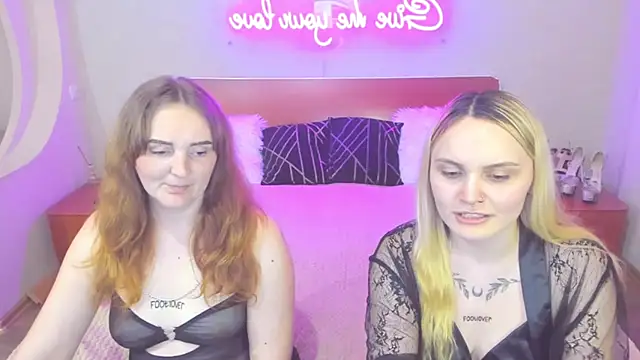 MagicEyess' Live XXX Chat