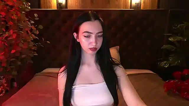 XXX chat uživo modela WildKittenX_