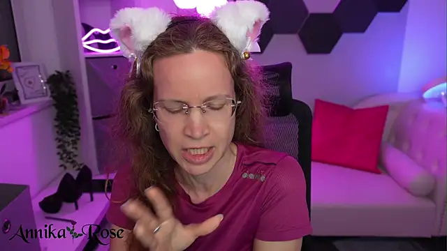 Онлайн чат XXX AnnikaRose