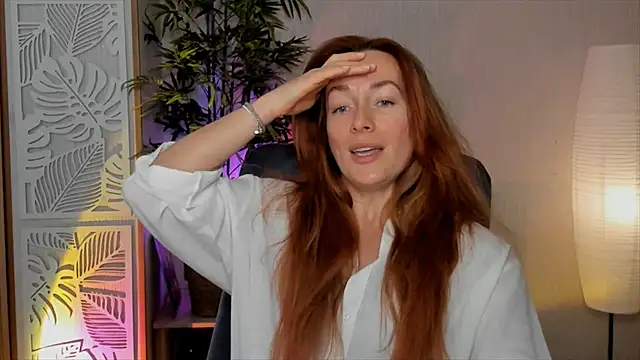 RebeccaMartinez élő XXX-chatje