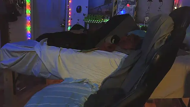 Buffshagswell: онлайн-секс-чат