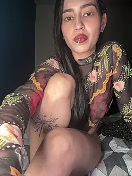 Chat +18 de Zaradlux ao vivo