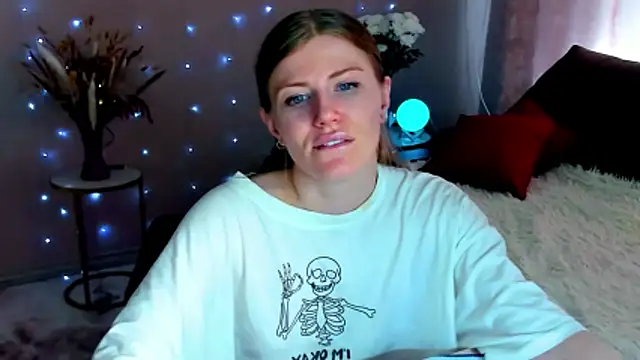 Chat +18 de JinnaGreat ao vivo