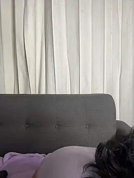 Chat +18 de baby_akuma ao vivo