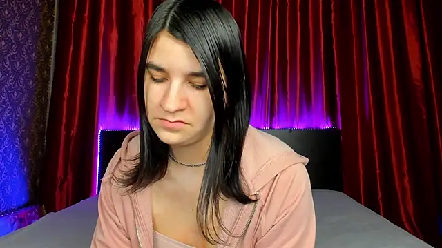 _Polly_Love_'s Live XXX Chat