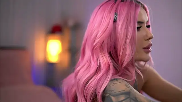 Miky_Lust: απευθείας συνομιλία ΧΧΧ