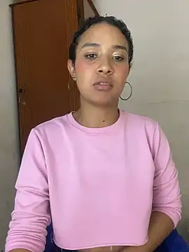 แชท XXX สดของ Aurora_fantasyPink