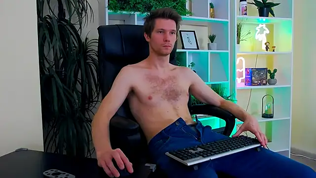 Show modela Eddie_Baker na web-kameri