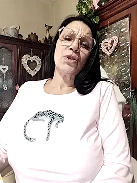 Czat XXX na żywo – Melmamalhuda@xh