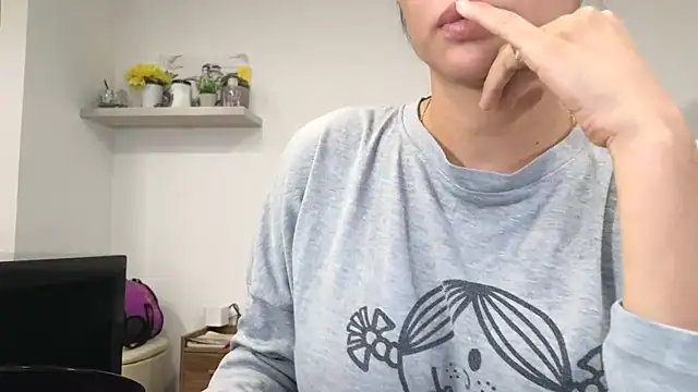 Chat +18 de Alondra_fetish ao vivo