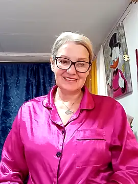 irinamaux Show in webcam