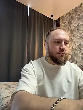 Pokazy przed kamerką – HermanFire