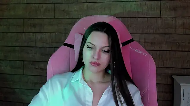 Chat +18 de AliceVersal ao vivo