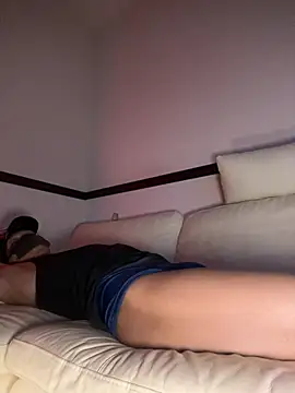 XXX chat uživo modela suimakun