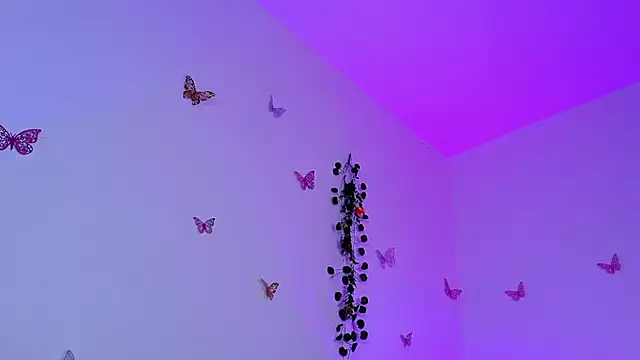 Chat +18 de veronica__olsonn ao vivo