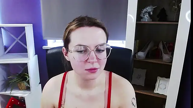 Chat +18 de Zoey_Erotic ao vivo