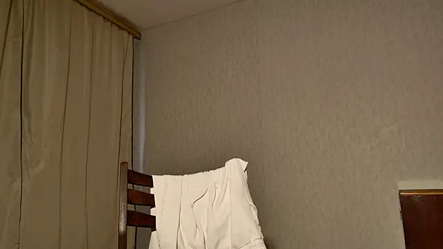 MadeInParadise Live XXX-Chat