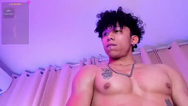 AkazaBoy_: απευθείας συνομιλία ΧΧΧ