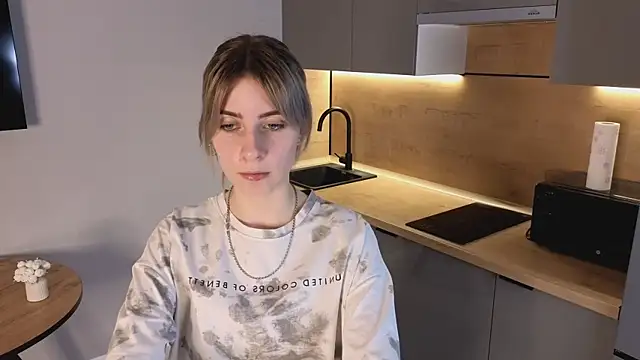 RebeccaaNelson's Webcam Show