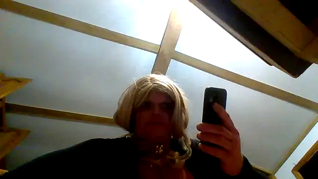 cumlovinsissy's Live XXX Chat