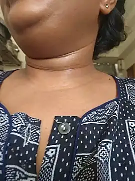 Show modela RDindian96 na web-kameri