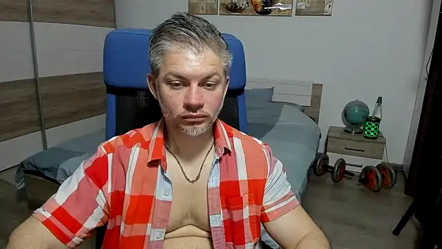 RobbyShawz's Live XXX Chat