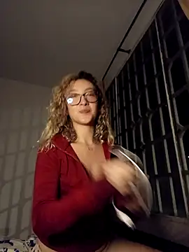 Laurenn_Sweet Adlı Modelin Canlı XXX Sohbeti