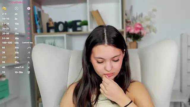 Chat +18 de MirthaBolduan ao vivo