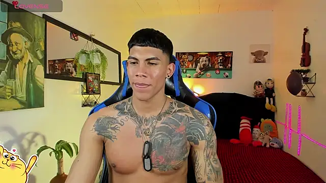 Damian_latinxxx Adlı Modelin Web Kamerası Şovu