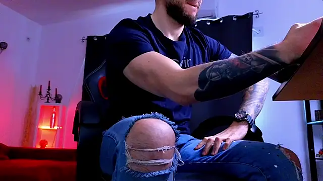 Chat XXX ao vivo de MightyAaron66