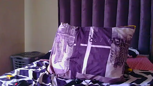 HOTSEXCBOOBS30xx's Live XXX Chat