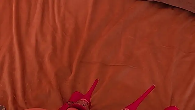 RubyLuxee's Live XXX Chat