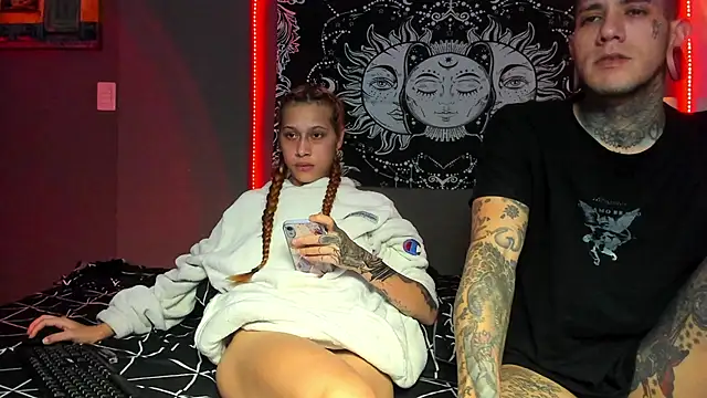 Czat XXX na żywo – cleoo_jhonny