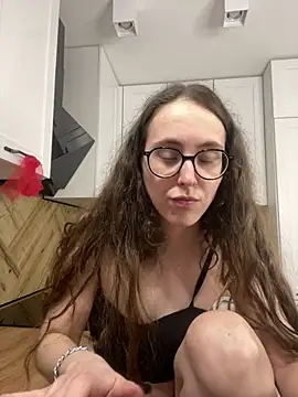 Chat +18 de MartiniiSelenna ao vivo