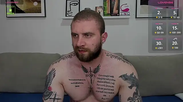 Pertunjukan Kamera Web Gerard_Finbar