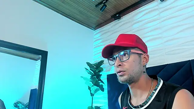 DrakeNeumann Adlı Modelin Canlı XXX Sohbeti