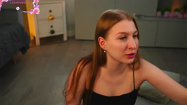 LorettaGladman's Live XXX Chat