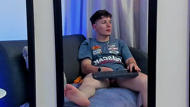 Leoo_Miller Webcam show