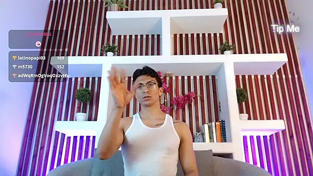 แชท XXX สดของ ApoloCruz