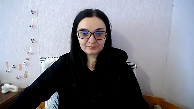 Shiny_gine's Live XXX Chat