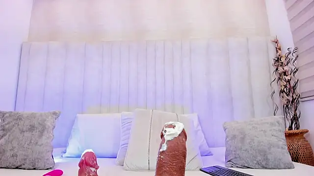 nicol_moons Chat XXX live