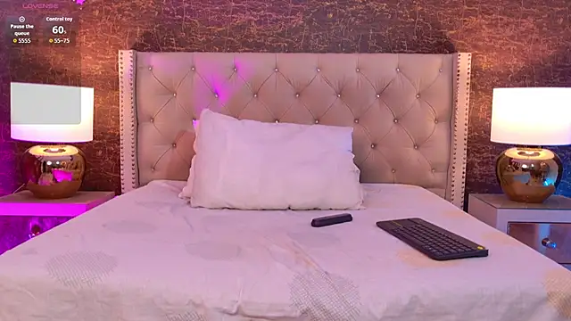 Zlatnaa Live XXX-Chat